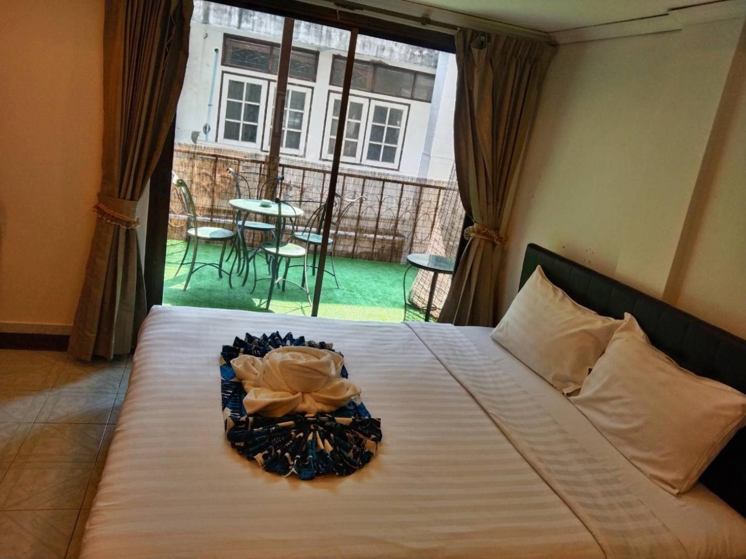The L Hua Hin Hotel Екстериор снимка
